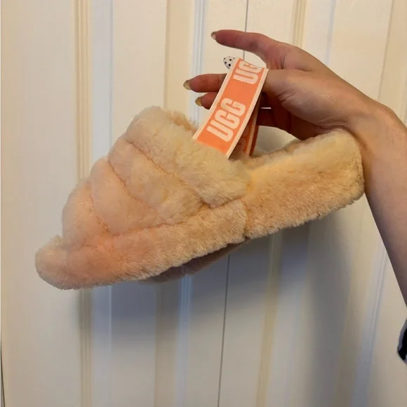 UGG Soft Peach Fluffy Slippers - Picture 1 of 5